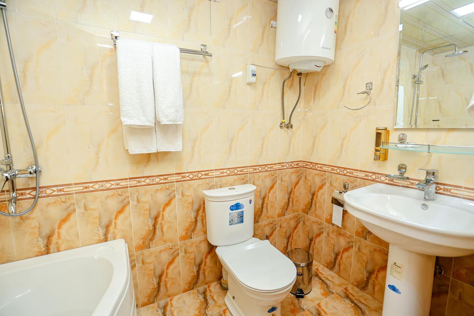 Hotel Yangi Sharq Samarkand Exterior foto
