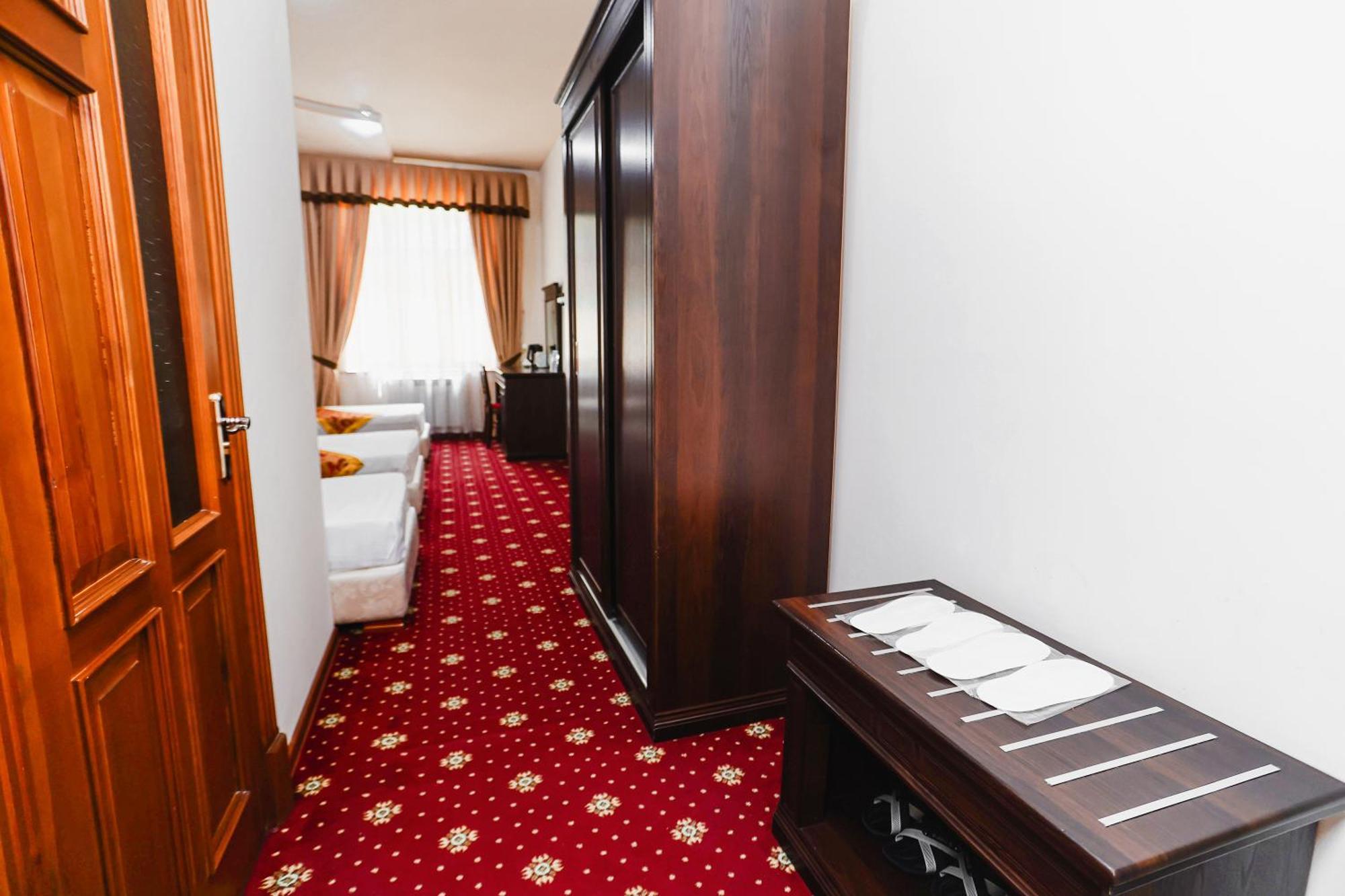Hotel Yangi Sharq Samarkand Exterior foto